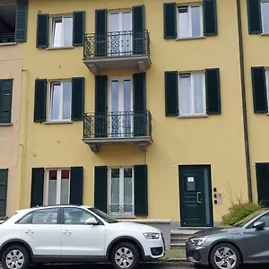 https://valentina-apartment.it-lombardy.com